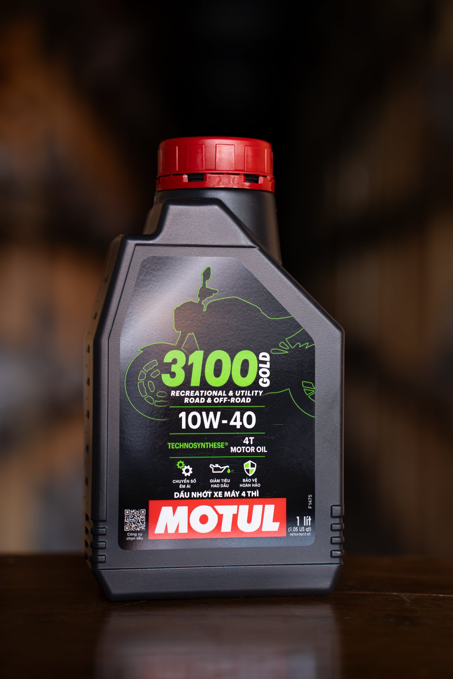 Motul 3100 10W40 – Dầu nhớt chất lượng cao, giá hợp lý cho xe số và xe côn tay